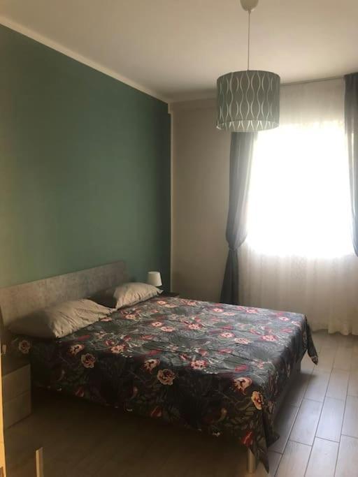 Appartamento Veronica, Per Lavoro E Relax Корсико Екстериор снимка