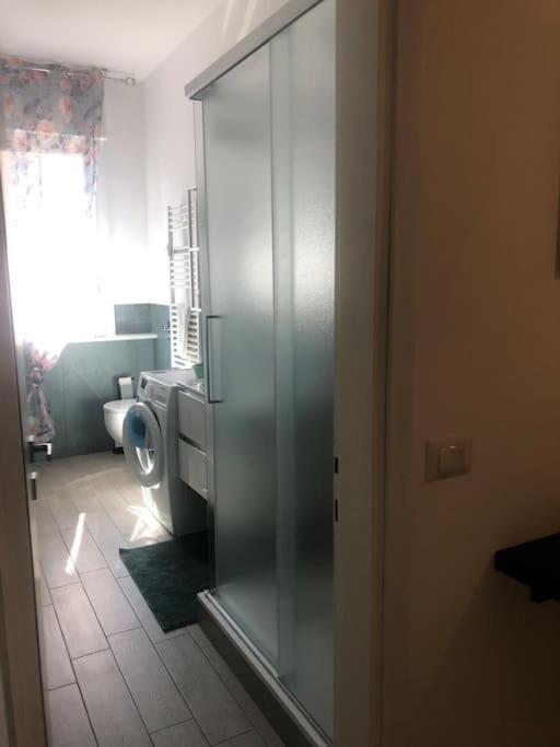 Appartamento Veronica, Per Lavoro E Relax Корсико Екстериор снимка